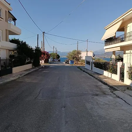 شقة Cosy Garden Near The Sea Of Chalkis *